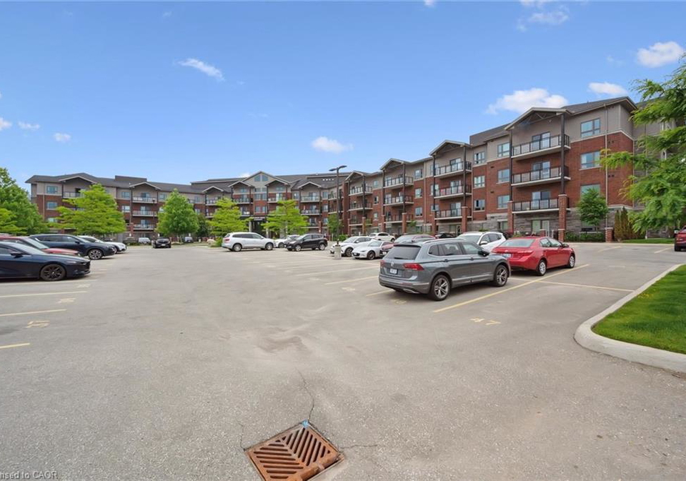 35-kingsbury-square-guelph-ontario-40832088