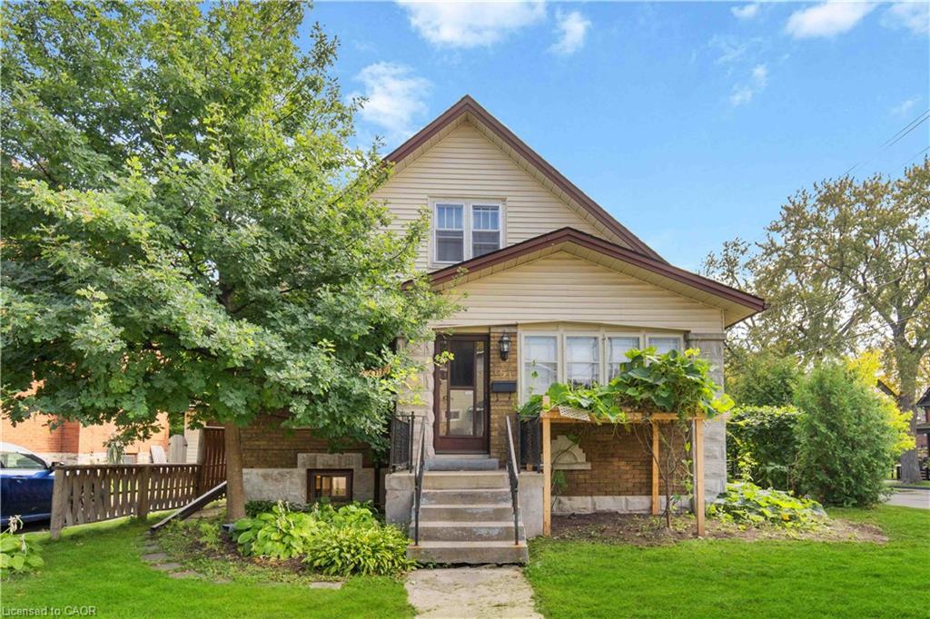 151-louisa-street-kitchener-ontario-40832091
