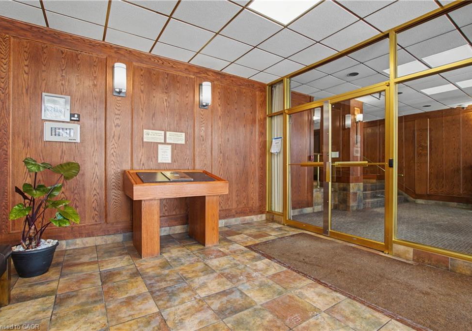45-westmount-road-n-waterloo-ontario-40832099