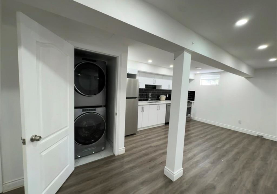 28-timberlane-crescent-kitchener-ontario-40832107