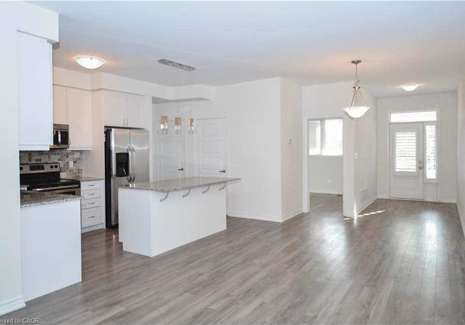 10-daylily-lane-kitchener-ontario-40832115