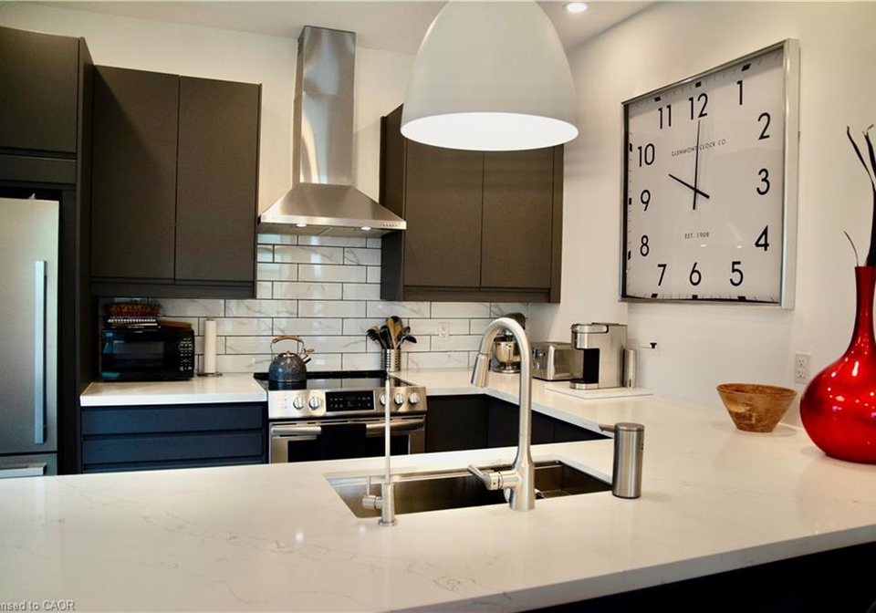 86-hearth-crescent-kitchener-ontario-40832129