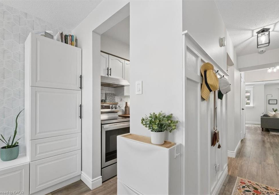 180-highland-crescent-kitchener-ontario-40832132
