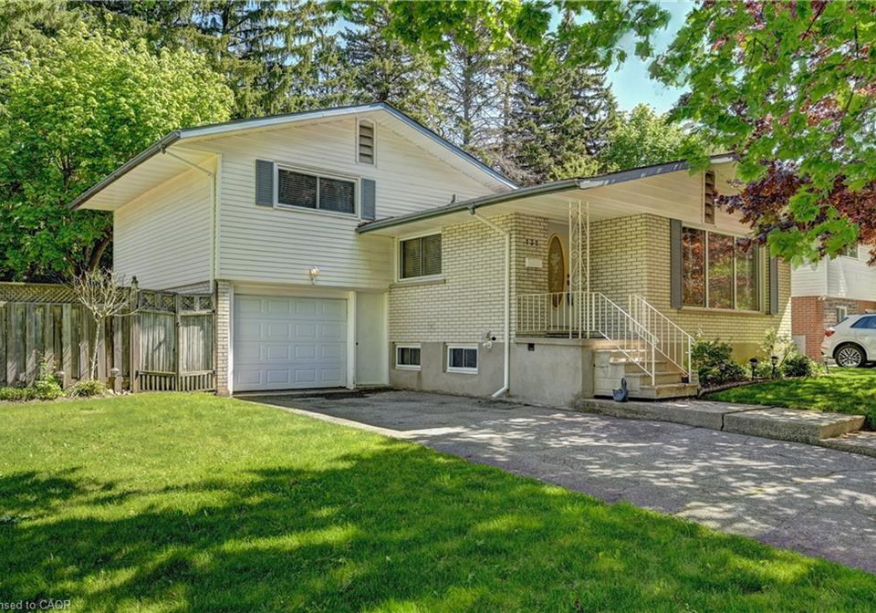 132-forest-hill-drive-kitchener-ontario-40832145