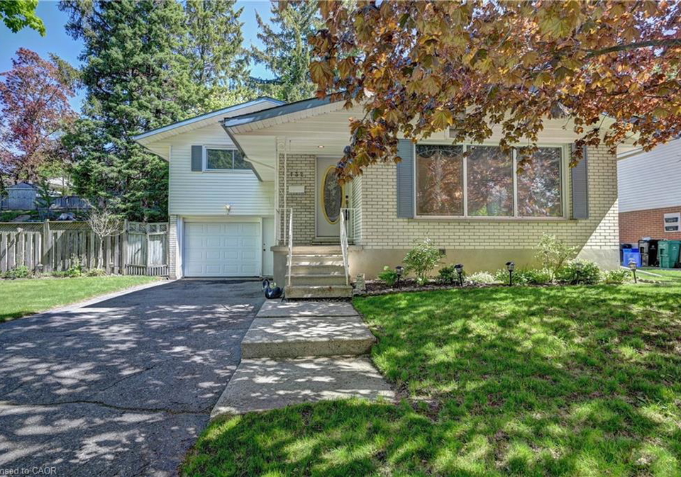 132-forest-hill-drive-kitchener-ontario-40832145