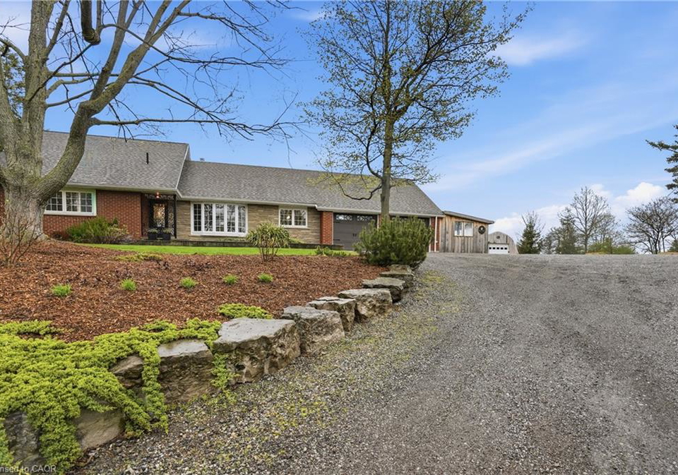 800-hall-road-glanbrook-ontario-40832147