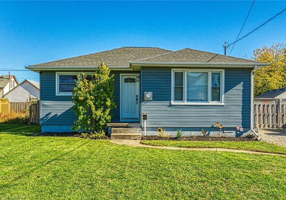 62-knoll-street-port-colborne-ontario-40832149
