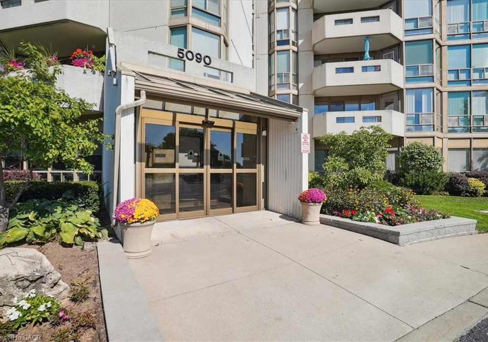 5090-pinedale-avenue-burlington-ontario-40832218