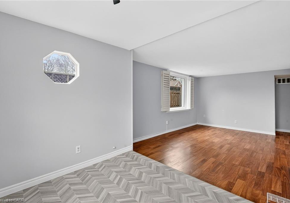 93-walnut-street-brantford-ontario-40832234