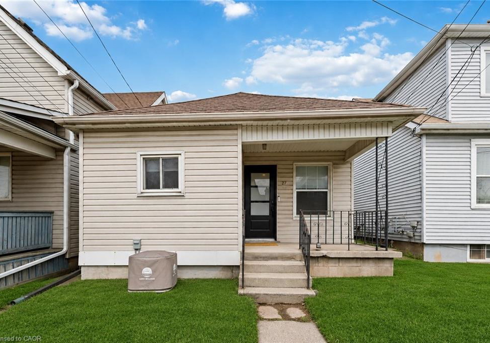 27-edinburgh-avenue-hamilton-ontario-40832251