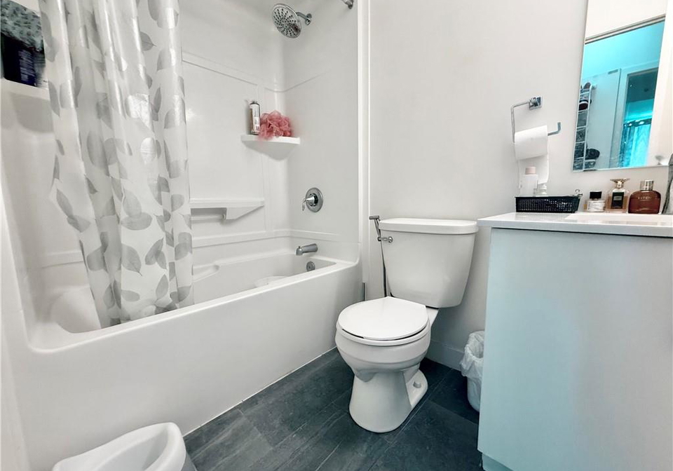 128-king-street-n-waterloo-ontario-40832273
