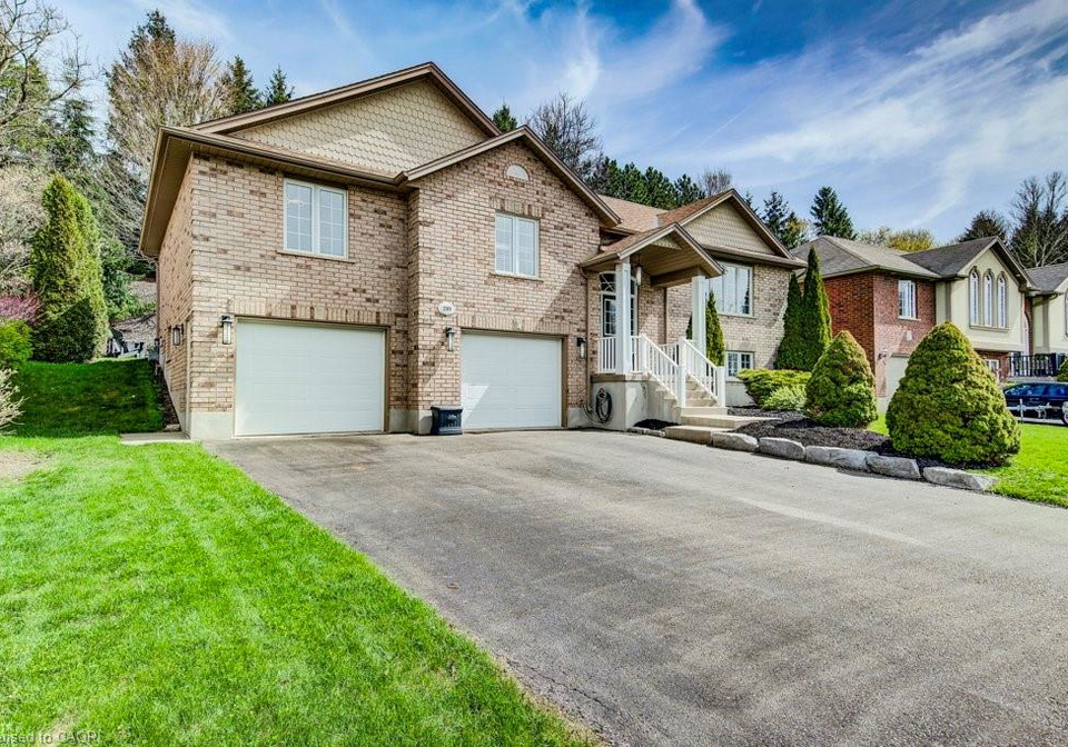 219-mitchell-street-ayr-ontario-40832277