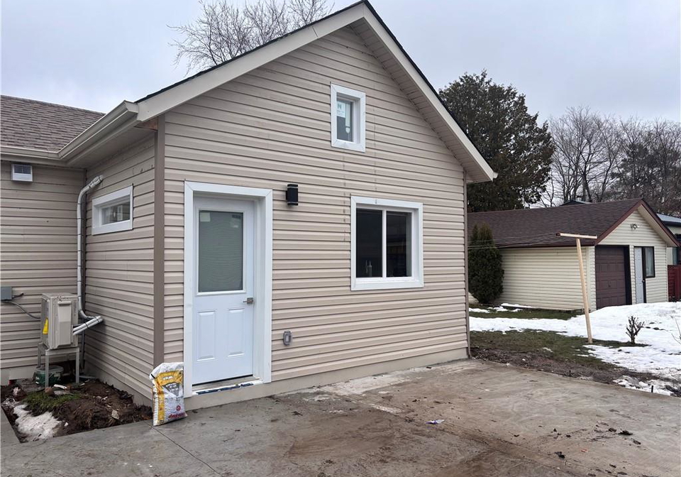 140-byron-avenue-kitchener-ontario-40832290