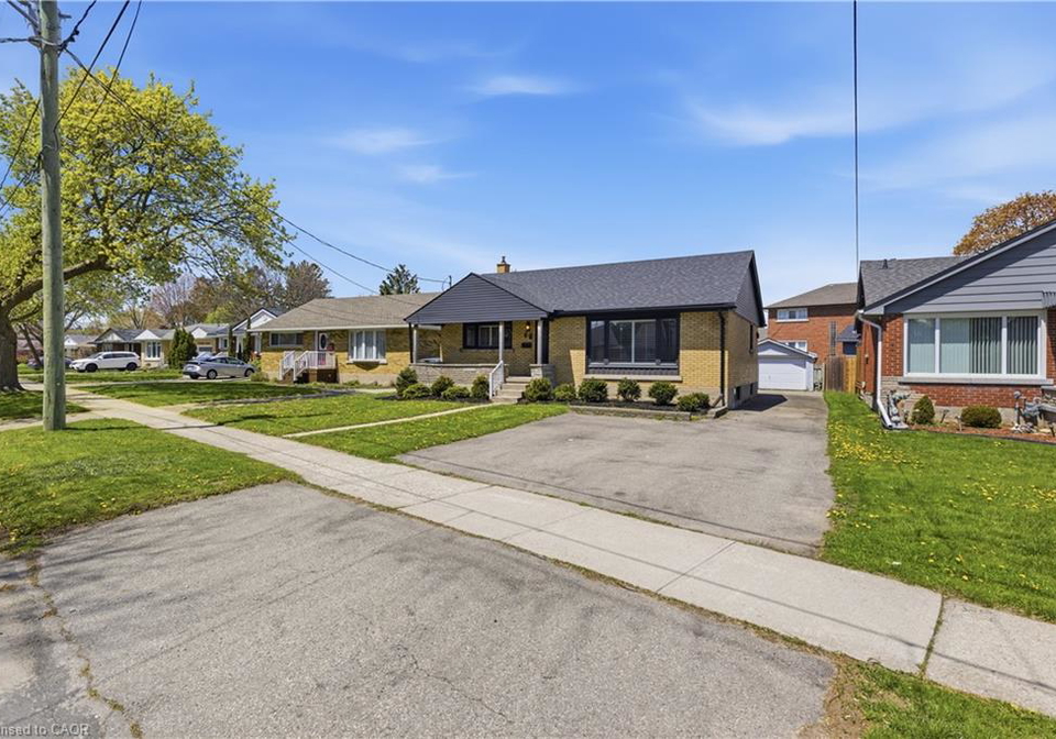 66-heather-avenue-kitchener-ontario-40832308