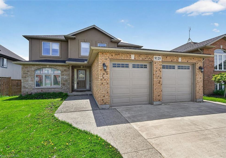 9128-hendershot-boulevard-niagara-falls-ontario-40832346