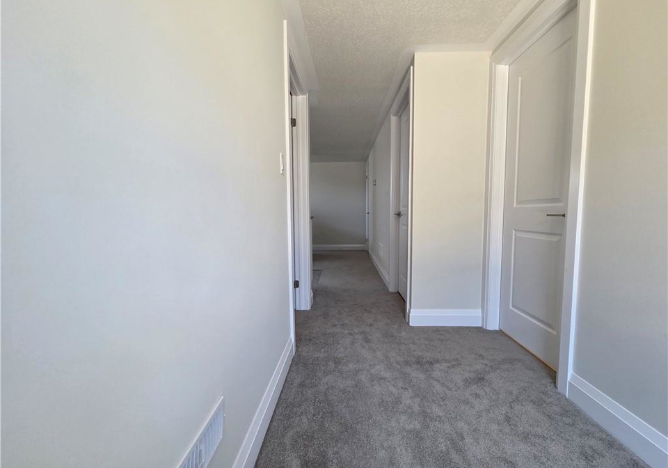 708-autumn-willow-drive-waterloo-ontario-40832347