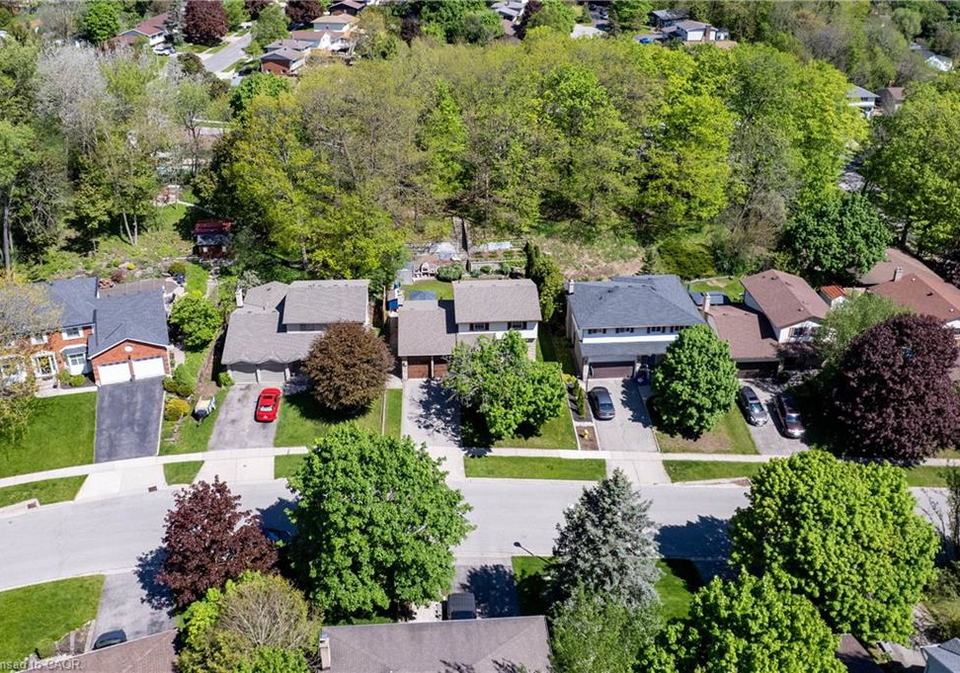 56-gordon-street-cambridge-ontario-40832351