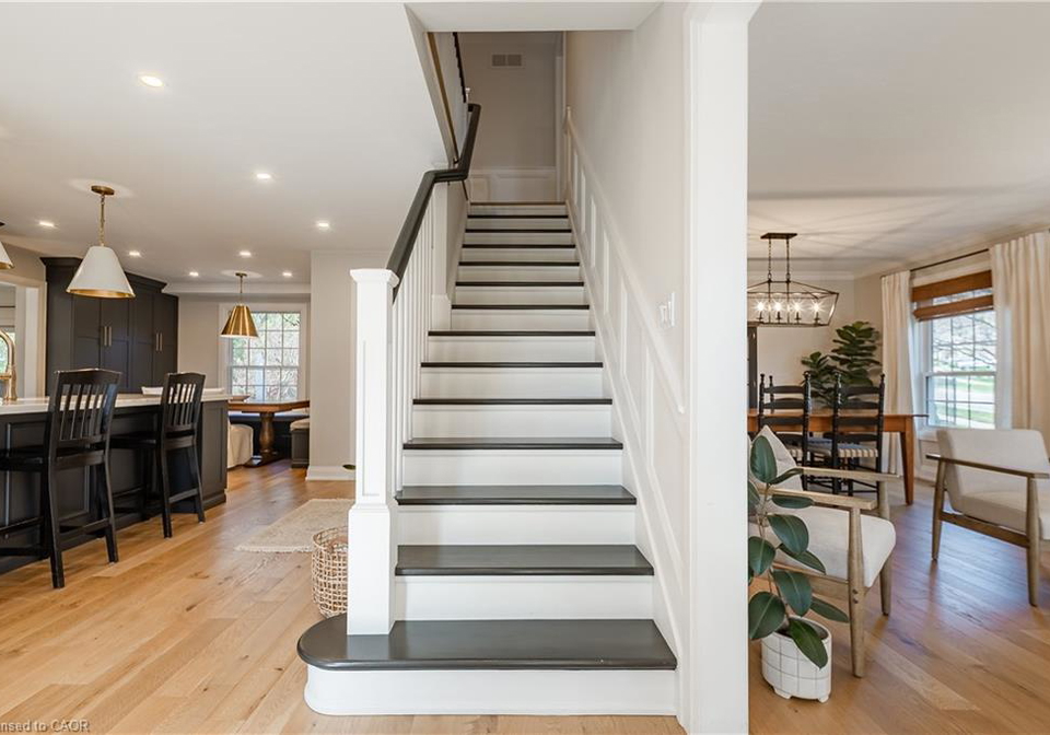 1149-crofton-way-burlington-ontario-40832387