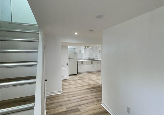 46-plains-road-e-burlington-ontario-40832422