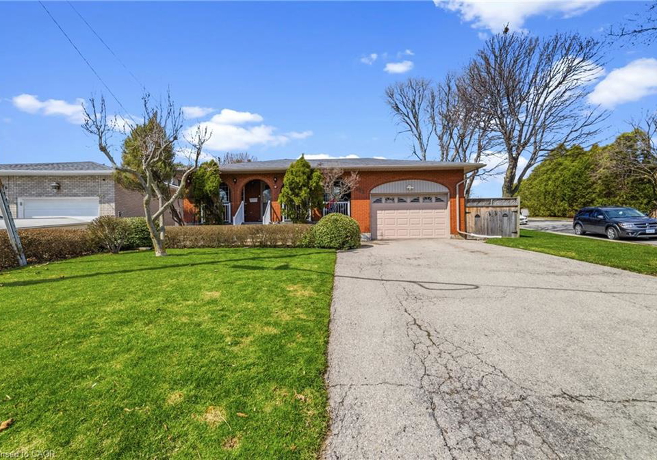 122-greencedar-drive-hamilton-ontario-40832429