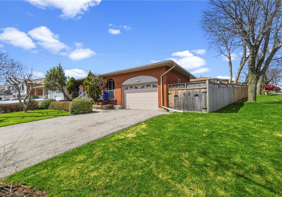 122-greencedar-drive-hamilton-ontario-40832429