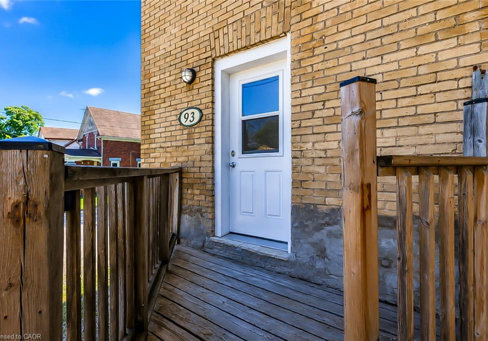 93-lancaster-street-w-kitchener-ontario-40832453