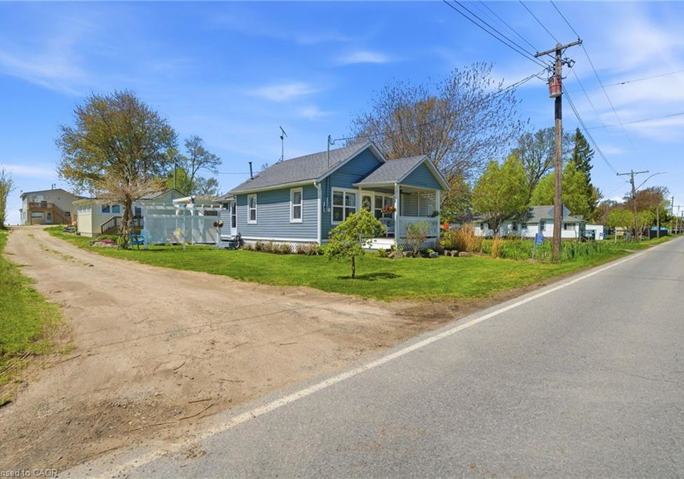 12235-lakeshore-road-235-waba-ontario-40832462