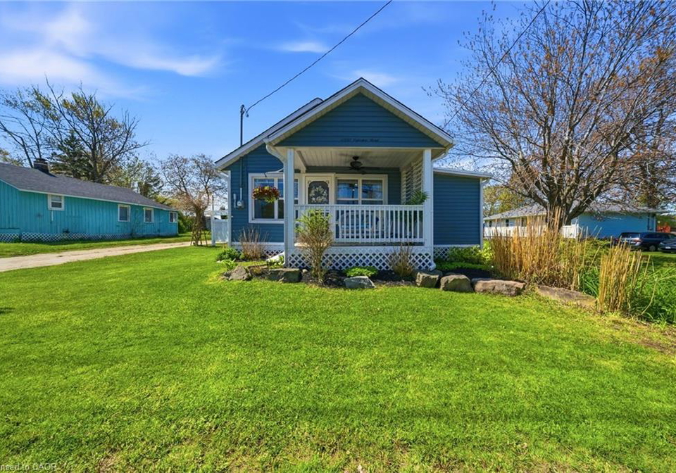 12235-lakeshore-road-235-waba-ontario-40832462