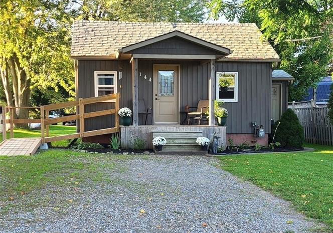 144-commissioner-street-e-embro-ontario-40832473