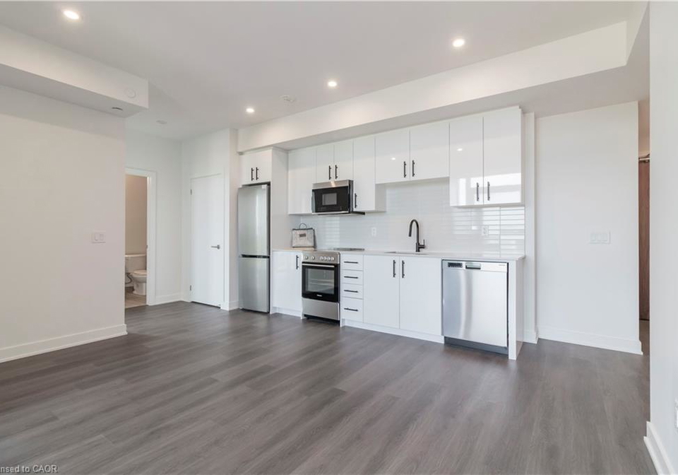 25-wellington-south-street-s-kitchener-ontario-40832484