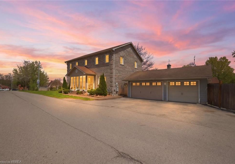 28-talbot-street-scotland-ontario-40832485