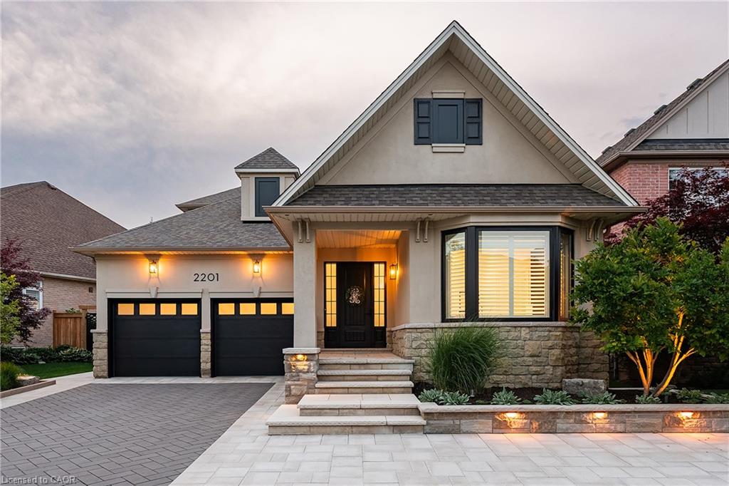 2201-rochester-circle-oakville-ontario-40832492