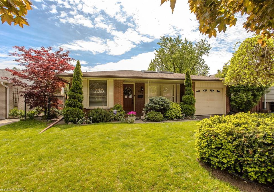 643-artreva-crescent-burlington-ontario-40832505