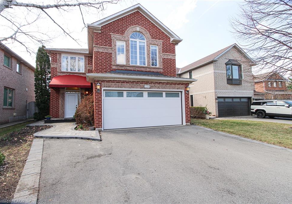 2216-norfolk-drive-oakville-ontario-40832514