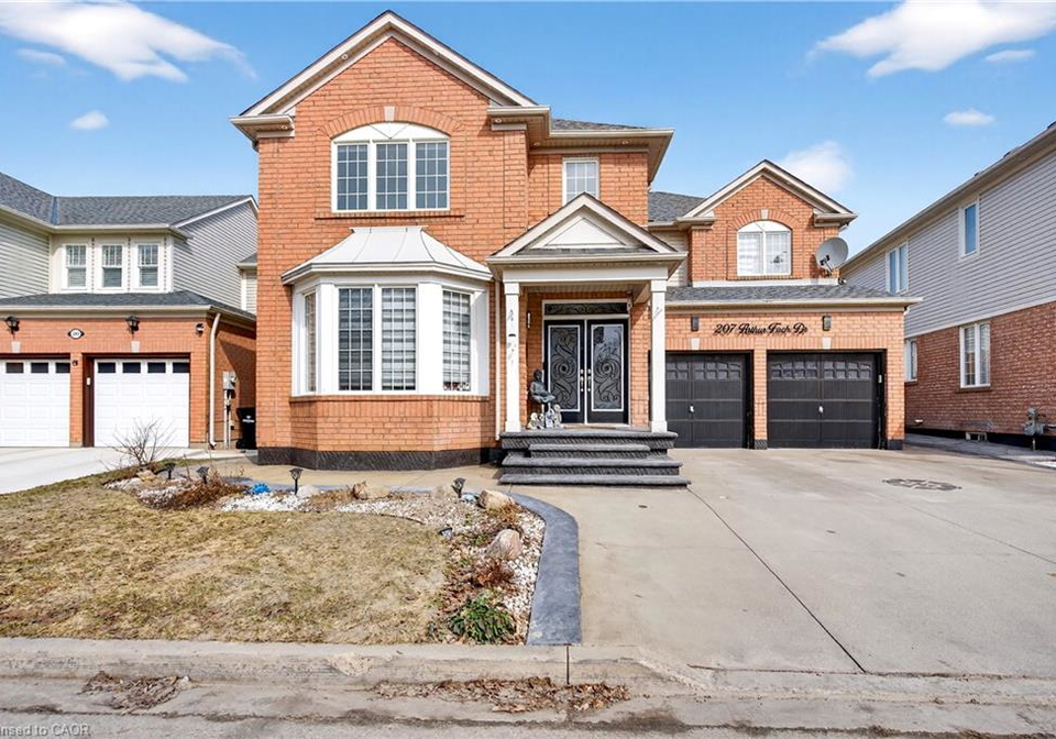 207-arthur-fach-drive-cambridge-ontario-40832522