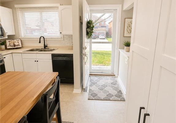 241-thorner-drive-hamilton-ontario-40832547