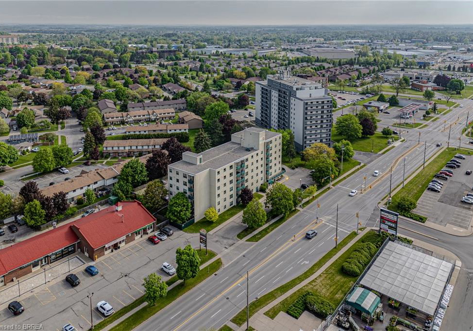 421-fairview-drive-brantford-ontario-40832572
