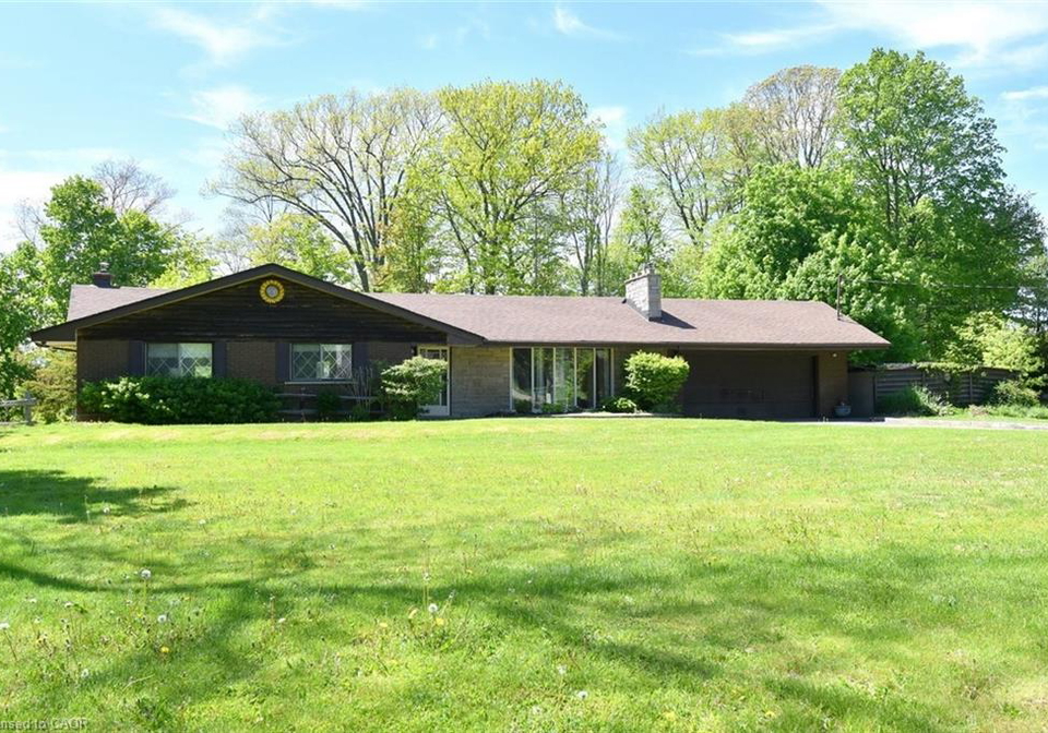 938-courtland-drive-ancaster-ontario-40832582