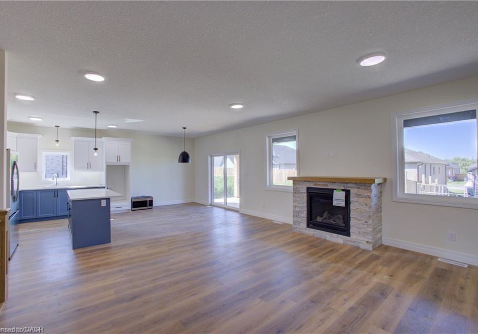 128-pugh-street-milverton-ontario-40832586