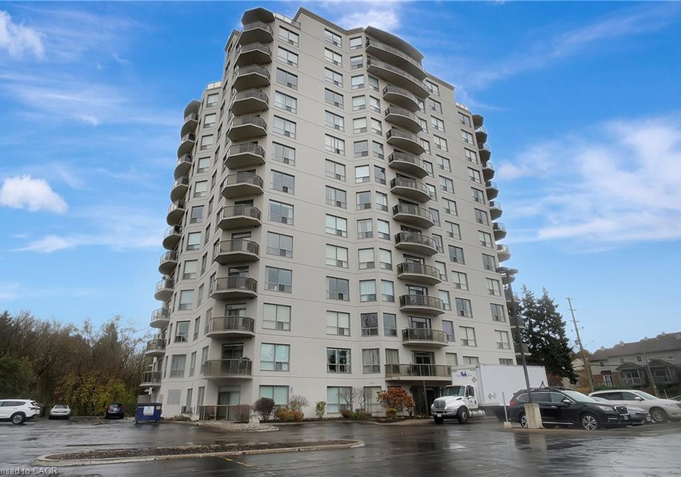 255-keats-way-waterloo-ontario-40832591