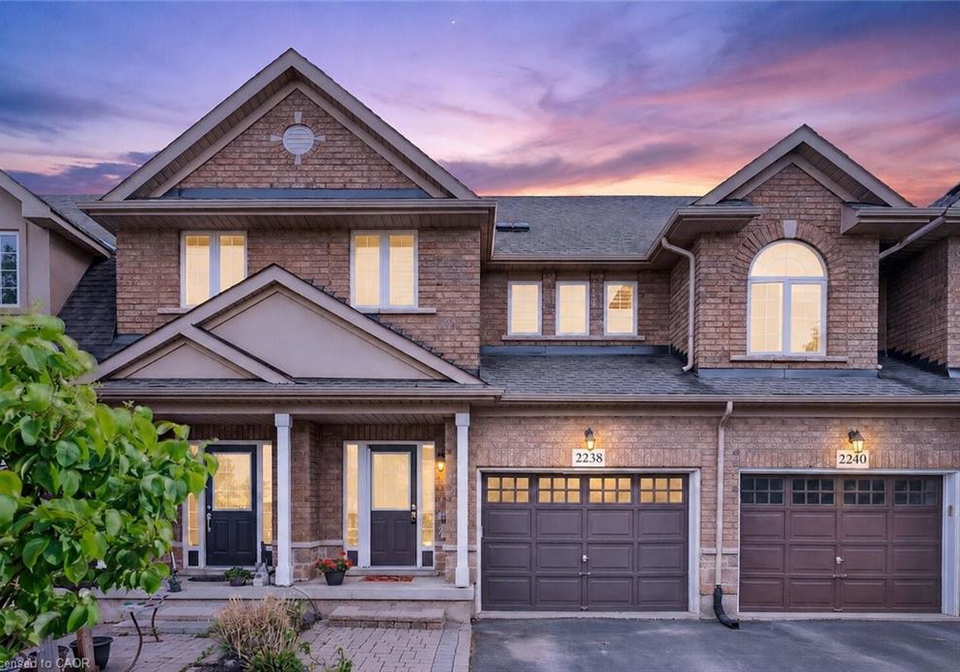 2238-stone-glen-crescent-oakville-ontario-40832597