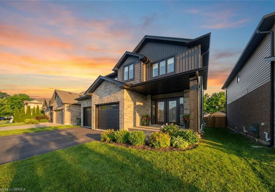 192-gibbons-street-waterford-ontario-40832613