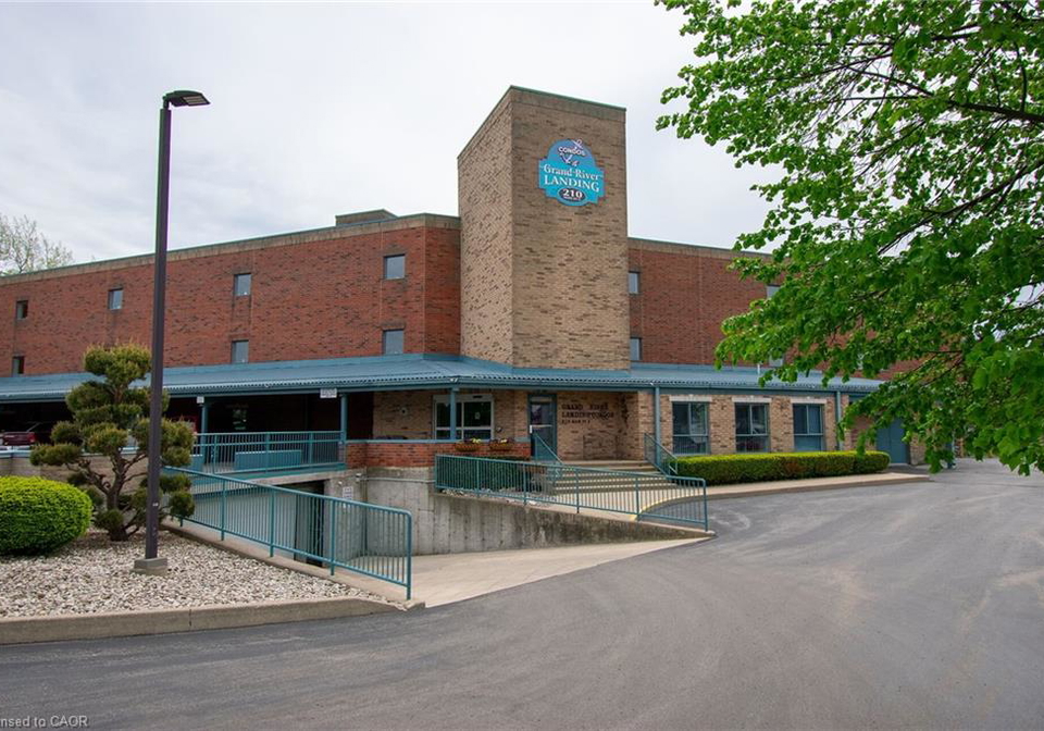 210-main-street-e-dunnville-ontario-40832647