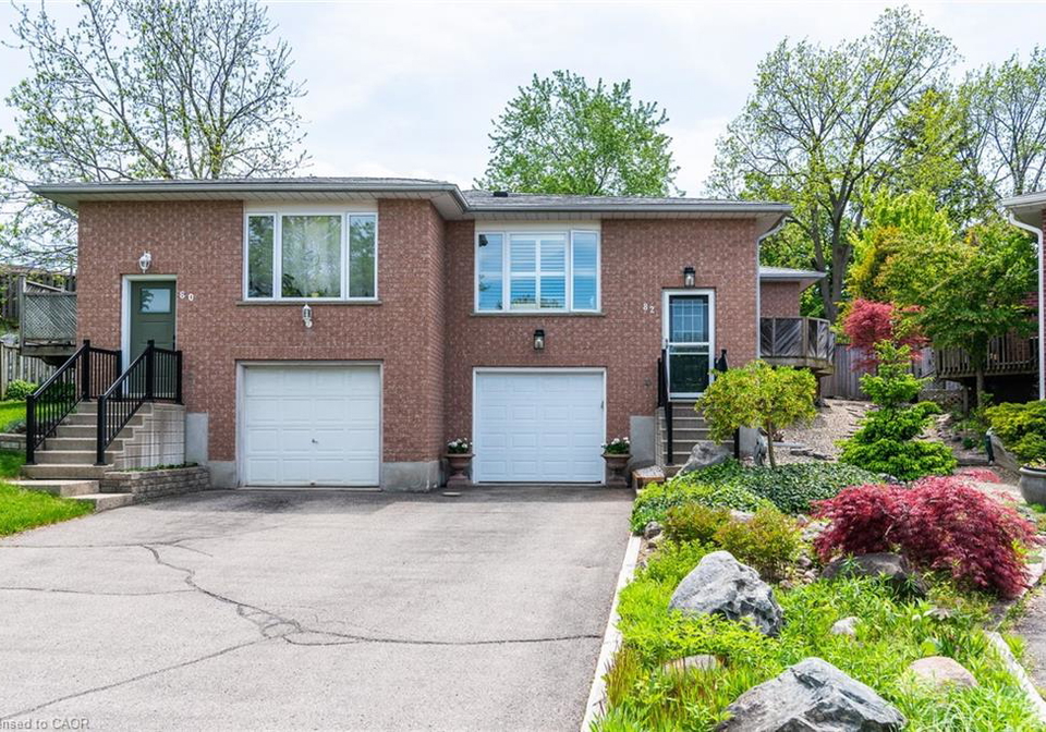82-old-huron-court-kitchener-ontario-40832711