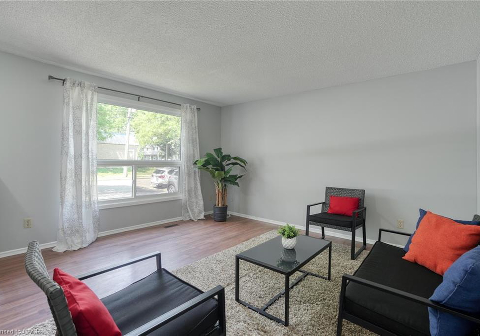 30-amos-avenue-waterloo-ontario-40832730