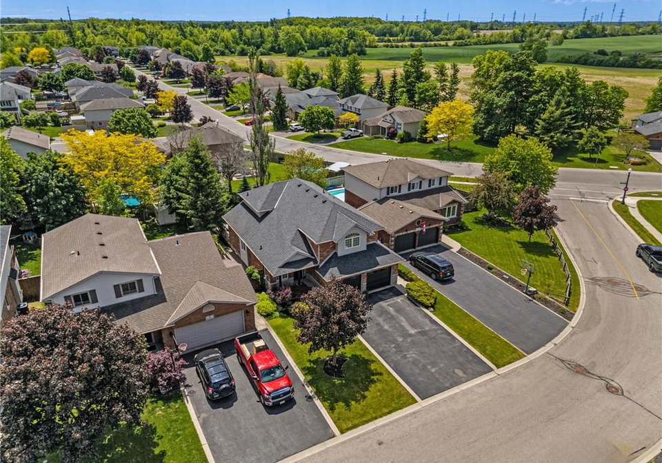 6-scottswood-lane-caledonia-ontario-40832800