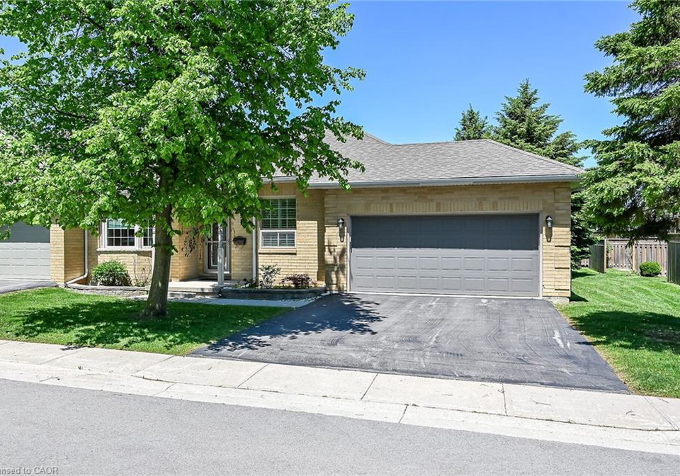 44-riveroaks-drive-mount-hope-ontario-40832807