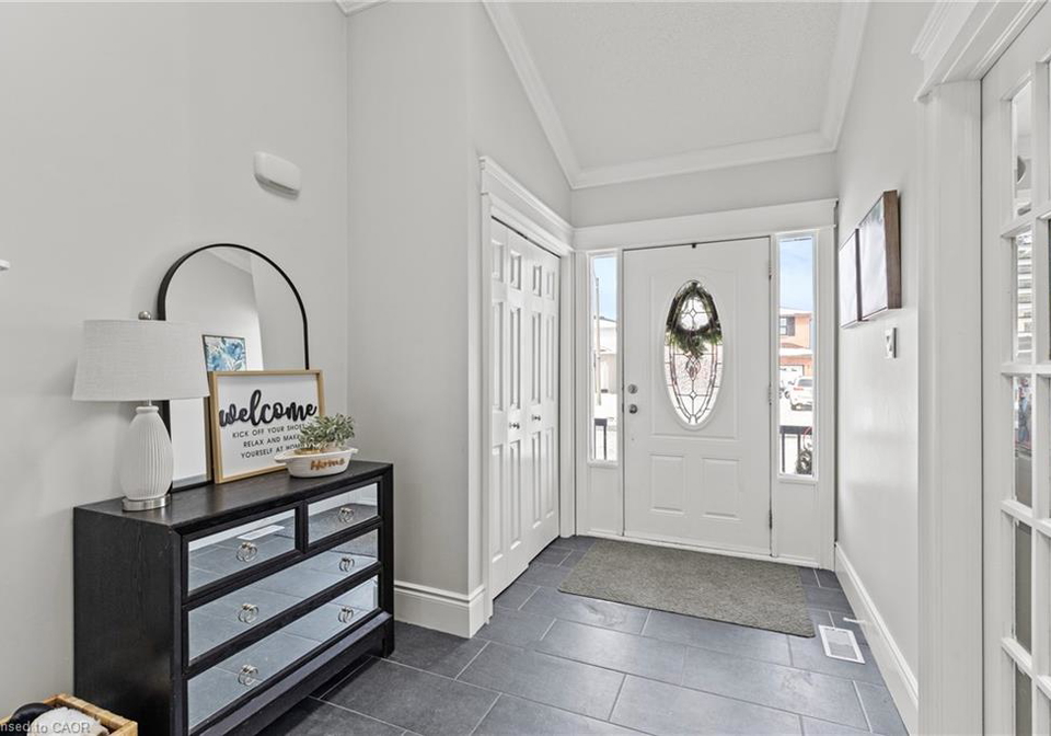 27-barbara-court-hamilton-ontario-40832808