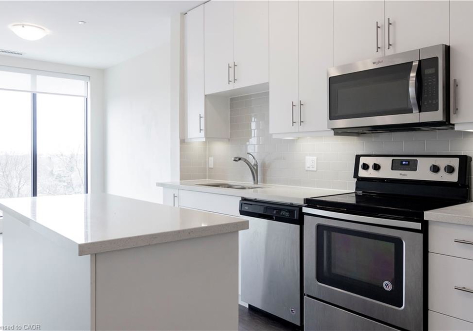 690-king-street-w-kitchener-ontario-40832816