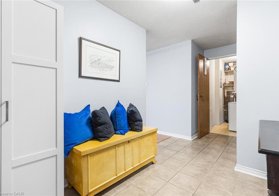 55-green-valley-drive-kitchener-ontario-40832817